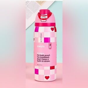 Owala Pink Heart 32oz water bottle